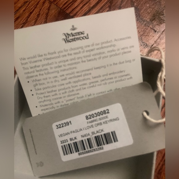 BNWT Vivienne Westwood I ❤️ 🛸 Bag Charm - Picture 4 of 7
